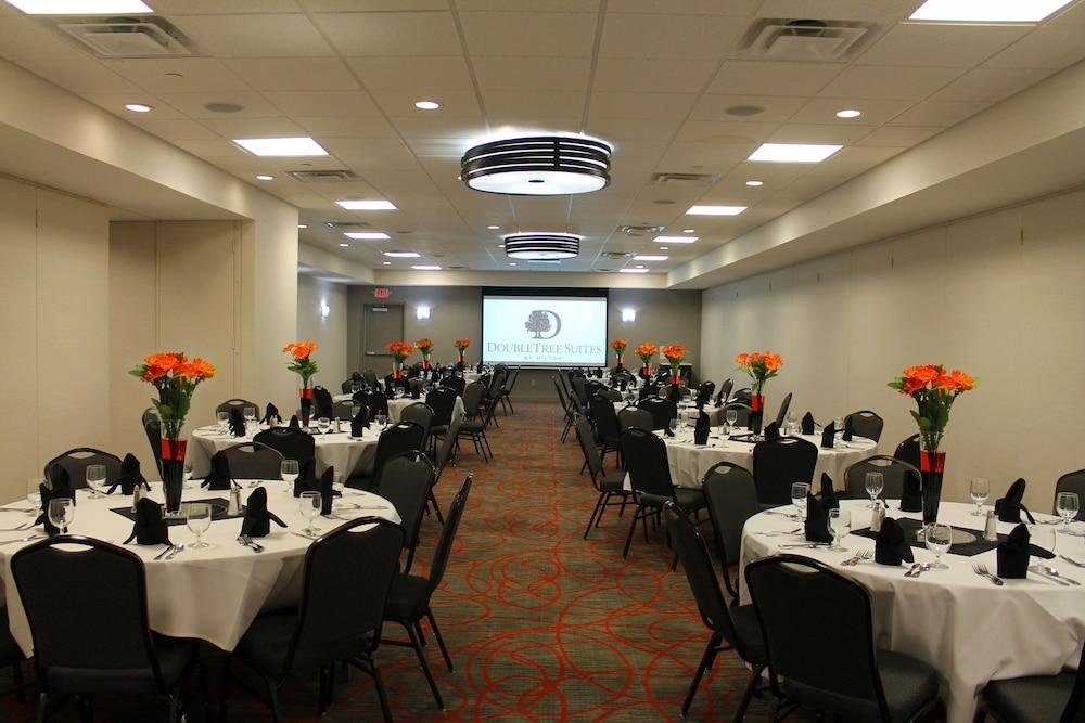 Hotel Doubletree By Hilton Dayton/miamisburg Miamisburg