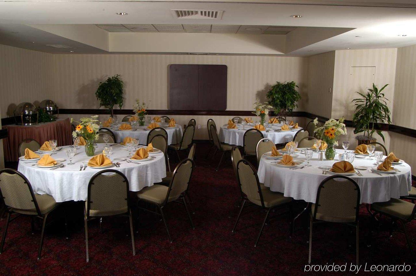 Hotel Doubletree By Hilton Dayton/miamisburg 3*