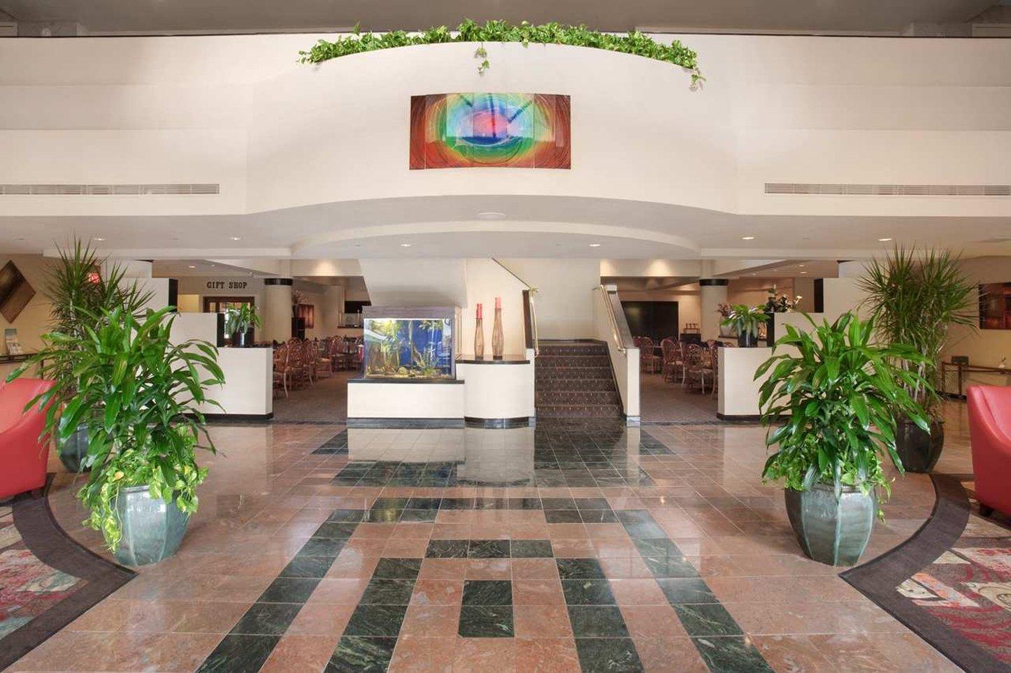 Doubletree By Hilton Dayton/miamisburg 3*
