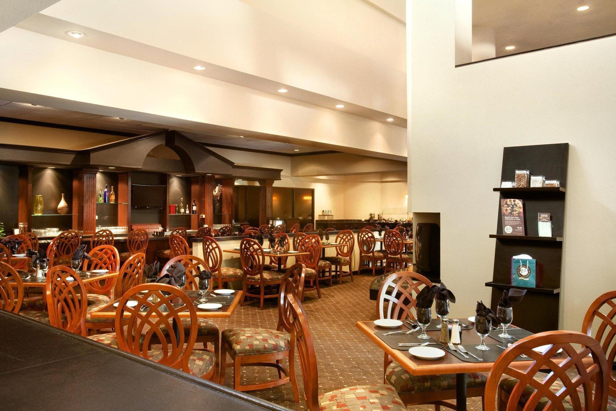 Doubletree By Hilton Dayton/miamisburg Hotel Miamisburg
